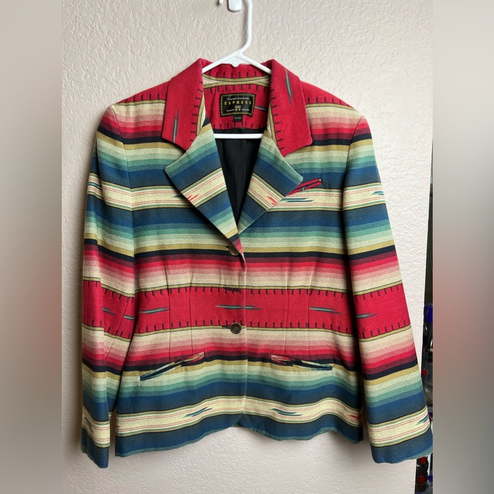 TRIBAL PRINT BLAZER SZ: 9/10